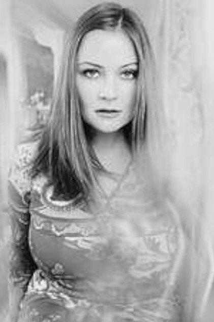 Jennifer Nicholson - Actor Profile Photo