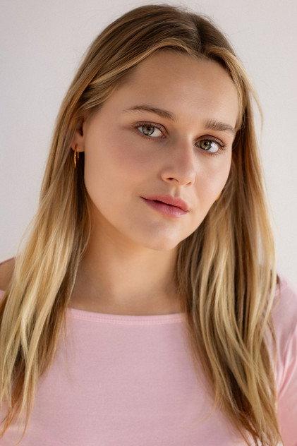 Fiona Tarses - Actor Profile Photo