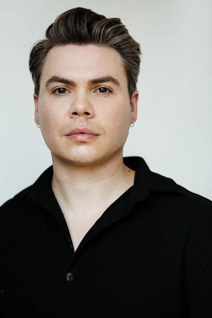 Wayne Burns - Actor Profile Photo
