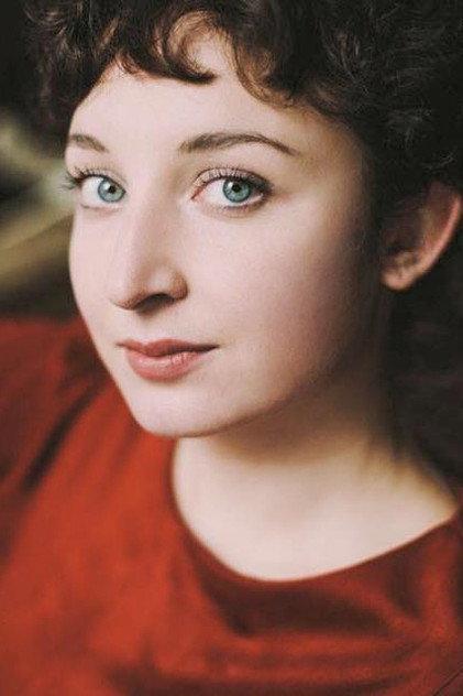 Cléo Sénia - Actor Profile Photo