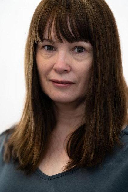 Lesley Sim - Actor Profile Photo
