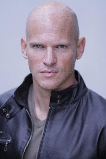 Andrew Miller - Actor Profile Photo