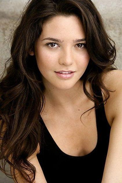 Stephanie Pearson - Actor Profile Photo