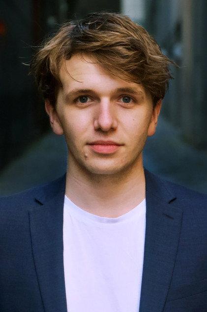 Laurence Boxhall - Actor Profile Photo