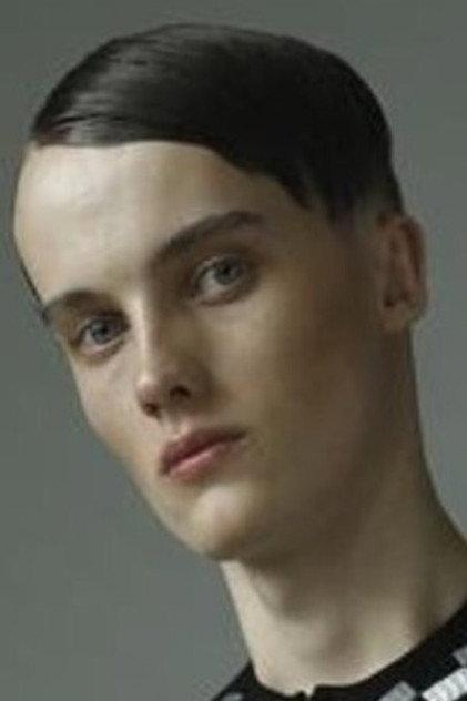 Martin Tual - Actor Profile Photo