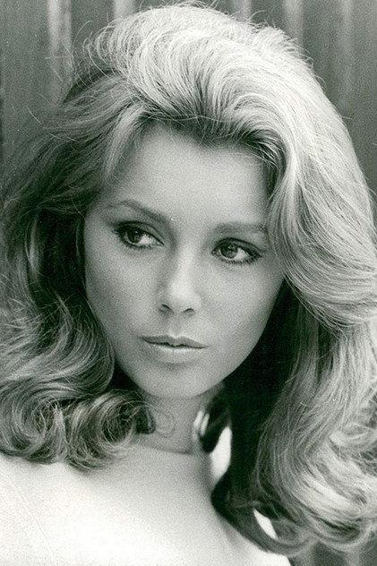 Elizabeth Ercy - Actor Profile Photo