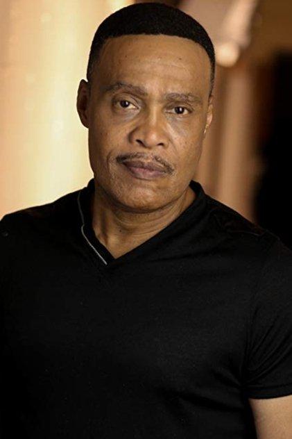 L. Warren Young - Actor Profile Photo