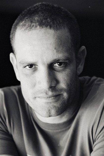 Mickey Leon - Actor Profile Photo