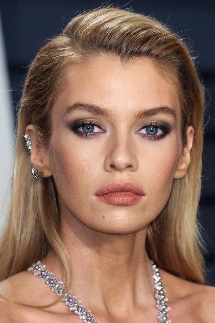 Stella Maxwell - Actor Profile Photo