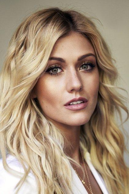 Katherine McNamara - Actor Profile Photo