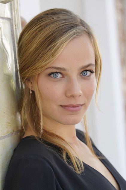 Saskia Rosendahl - Actor Profile Photo