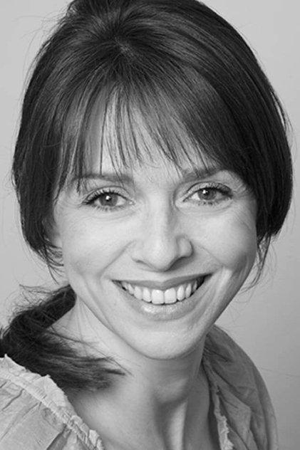 Fiona Bell - Actor Profile Photo