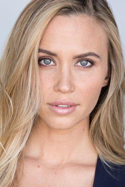 Aqueela Zoll - Actor Profile Photo