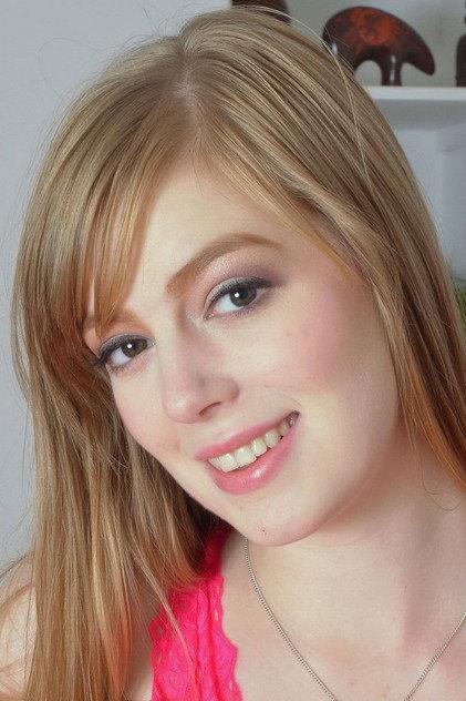 Dolly Leigh - Actor Profile Photo