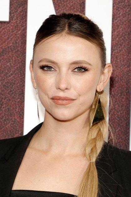 Riley Voelkel - Actor Profile Photo