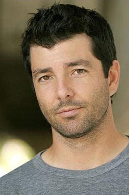 Alex Quijano - Actor Profile Photo