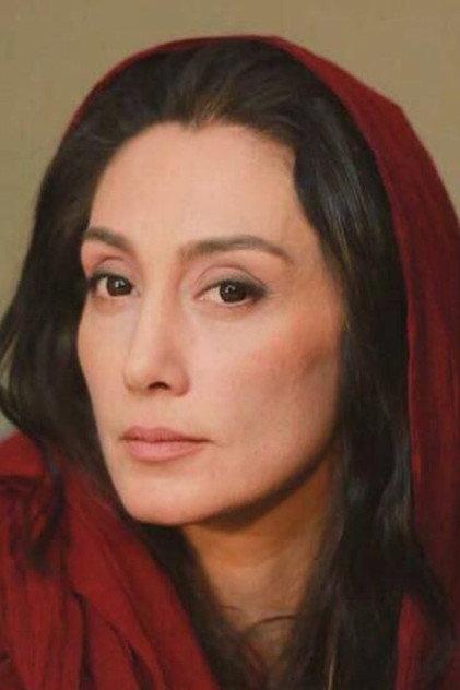Hedie Tehrani - Actor Profile Photo