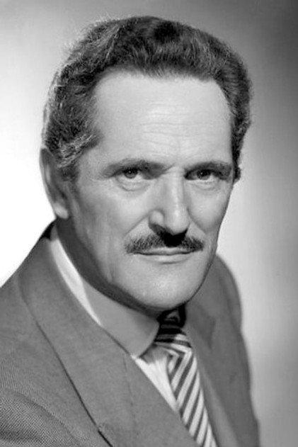 Jacques Dumesnil - Actor Profile Photo