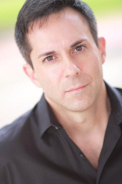 Leon Contavesprie - Actor Profile Photo