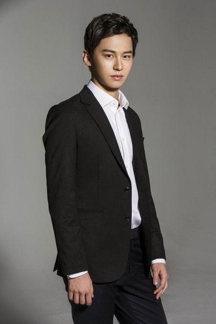 Park Chul-hyeon - Actor Profile Photo