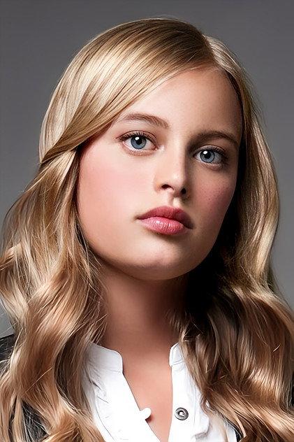 Rachel Pirard - Actor Profile Photo