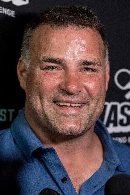 Eric Lindros - Actor Profile Photo