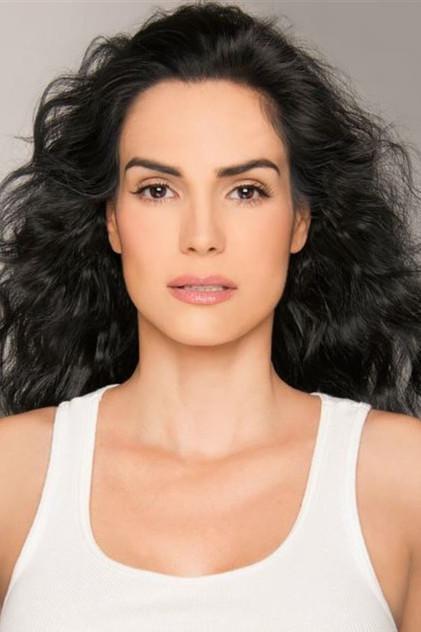 Scarlet Ortiz - Actor Profile Photo