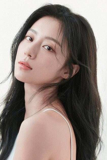 Kang Min-ah - Actor Profile Photo