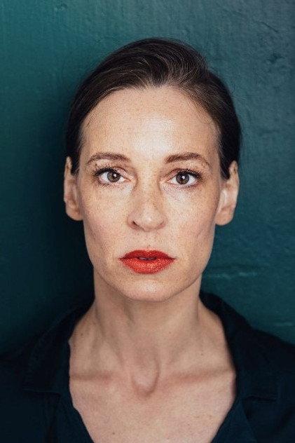 Anneke Schwabe - Actor Profile Photo