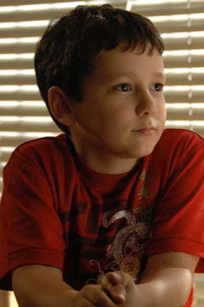 Víctor Valdivia - Actor Profile Photo