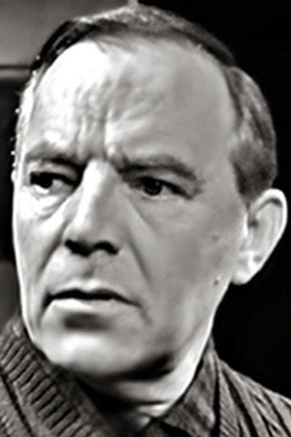 Julian Somers - Actor Profile Photo