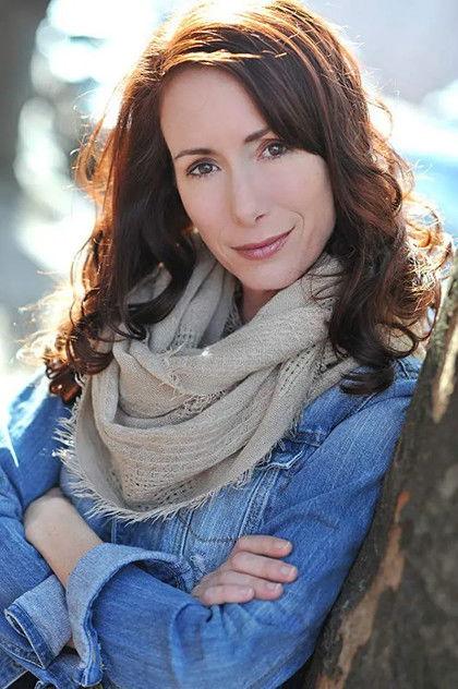 Kelley Davis - Actor Profile Photo