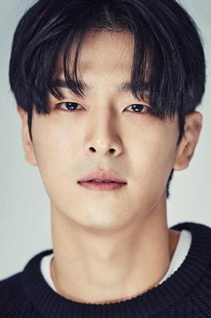 Lee Jong-hwa - Actor Profile Photo
