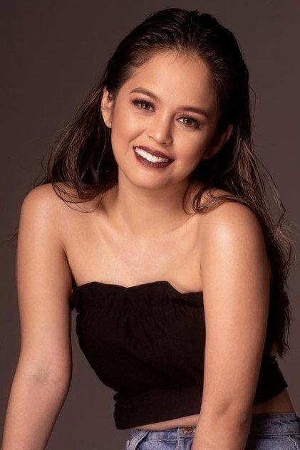 Bella Thompson - Actor Profile Photo