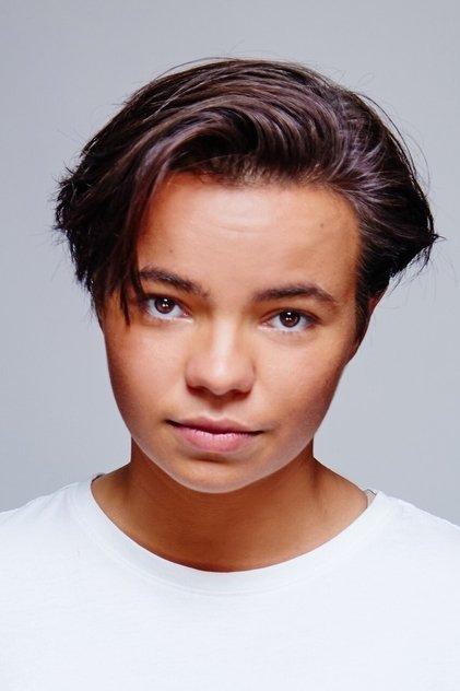 Zoe Terakes - Actor Profile Photo