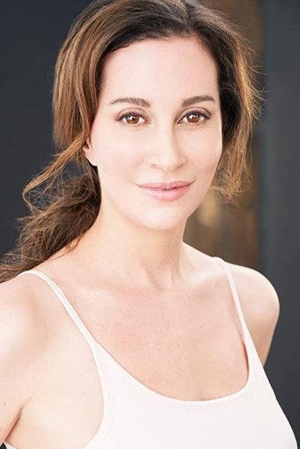 Lisa Summers - Actor Profile Photo