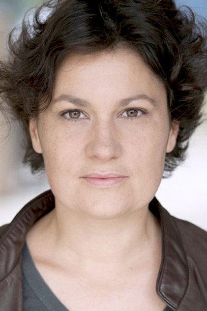 Alexandra Gosset - Actor Profile Photo