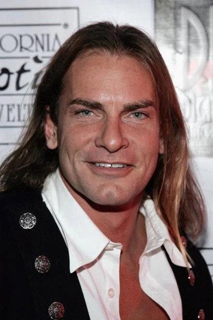 Evan Stone - Actor Profile Photo