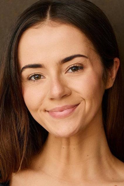 Reilly Burton - Actor Profile Photo