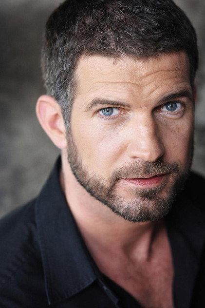 Simon Böer - Actor Profile Photo