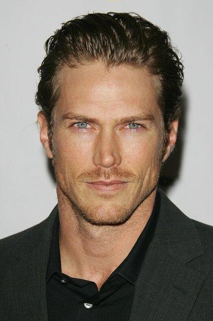 Jason Lewis - Actor Profile Photo