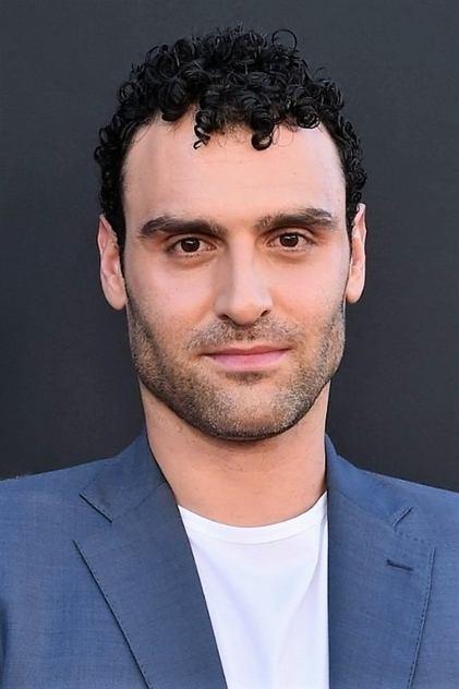 Dane DiLiegro - Actor Profile Photo
