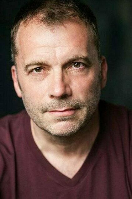 Nicholas Tennant - Actor Profile Photo