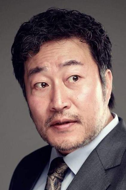 Min Eung-sik - Actor Profile Photo
