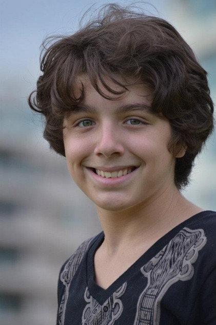 Luan Assimos - Actor Profile Photo