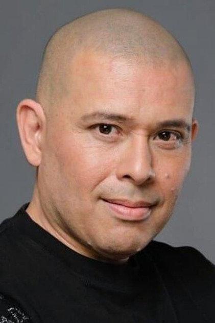 Renzo Cruz - Actor Profile Photo