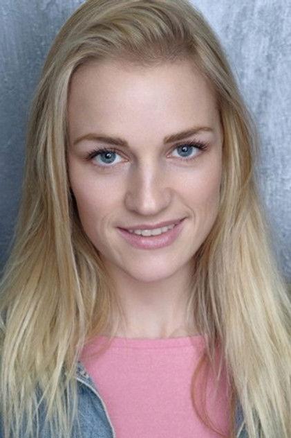 Leona Clarke - Actor Profile Photo