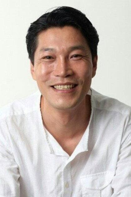 Choi Gwi-hwa - Actor Profile Photo