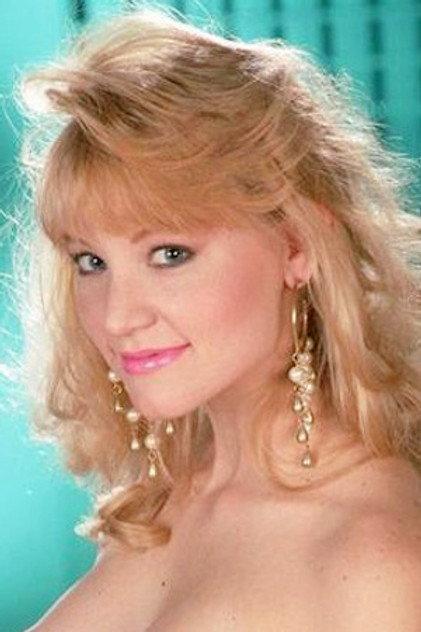 Alicyn Sterling - Actor Profile Photo