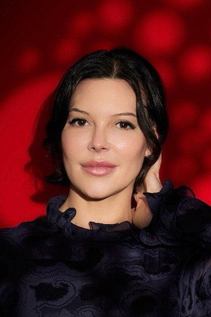 Jenny Hutton - Actor Profile Photo